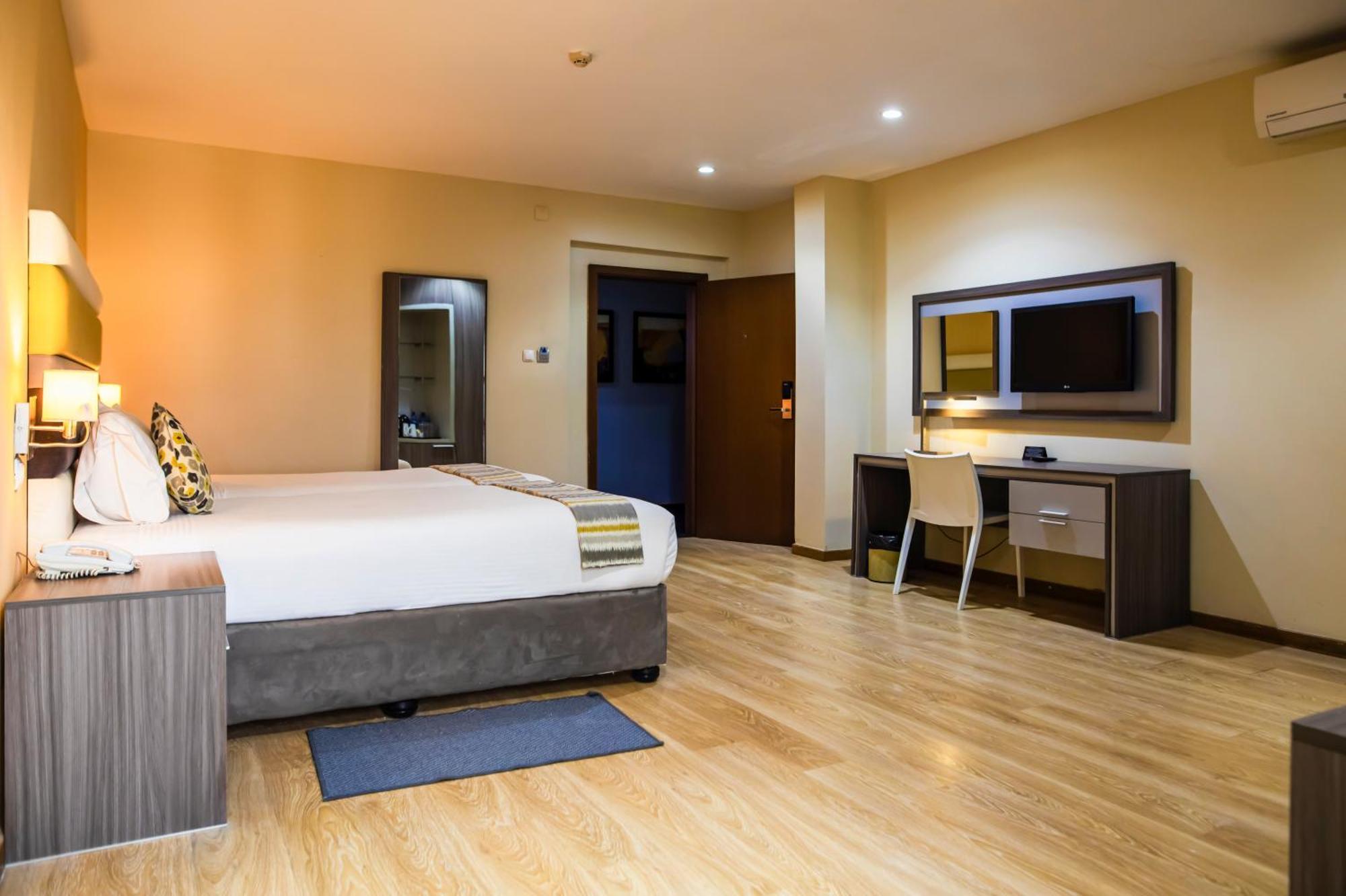 Hotel Maputo Lda Екстер'єр фото